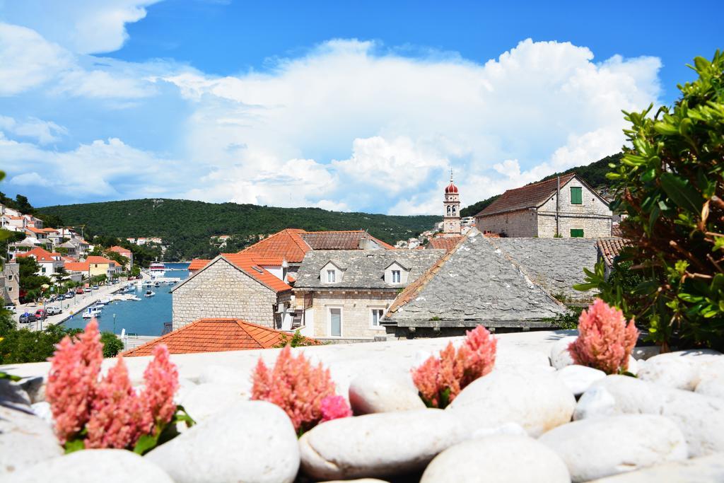 Apartments Mladinic Pucisca Kültér fotó